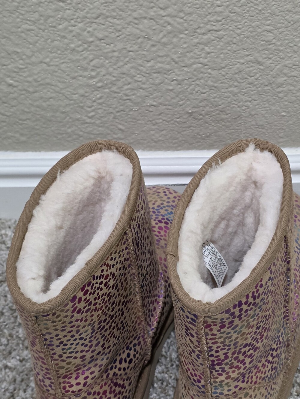 UGG Kids Classic II Spots boots in Chestnut Sparkle suede Size 6 - Picture 8 of 11